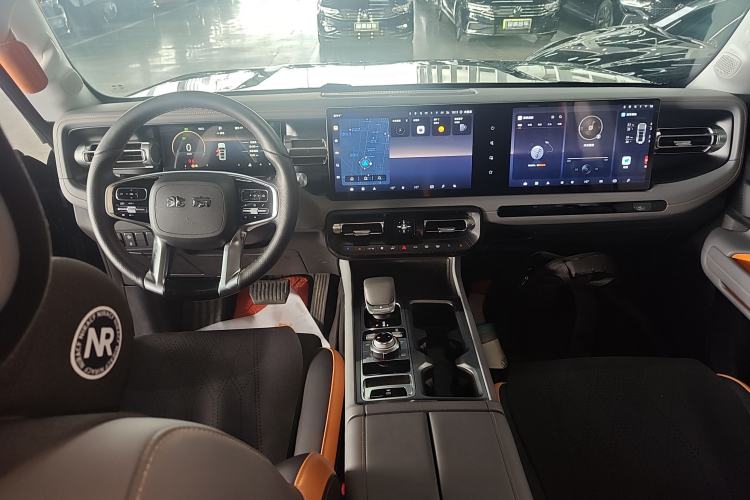 Used BAIC Off-Road BJ40 2024 2.0T All-New Blade Hero Edition Climber