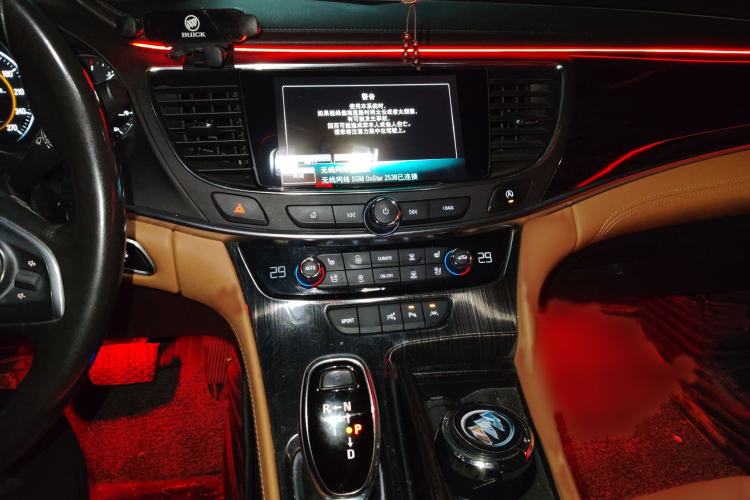 Used Buick LaCrosse 2018 20T Luxury Model
