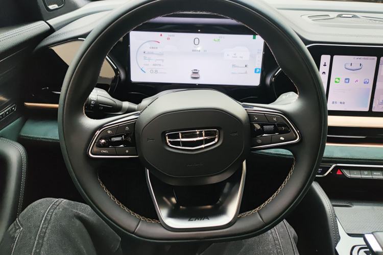 Used Geely Auto Monjaro L 2021 2.0TD DCT EVO Two-Wheel Drive Smart Luxury Version Steering Wheel