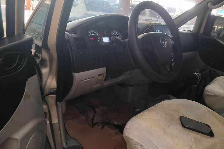 Used FORTHING Lingzhi 2018 M3 1.6L 7-Seater Comfort Model