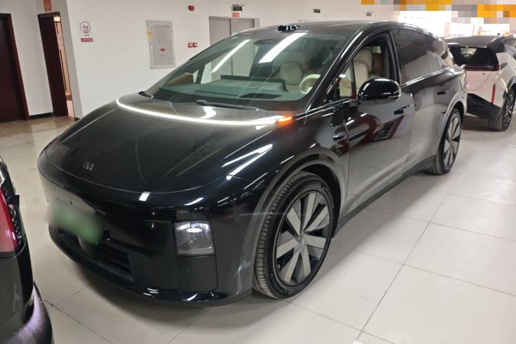 Used Li Auto i6 2025 Model Two-Wheel-Drive Standard Type