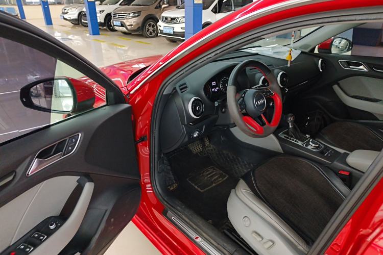 Used Audi A3 2018 30th Anniversary Edition Sportback 35 TFSI Fashion Model Driver Seat