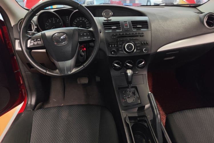Used Mazda 3 2013 Sedan 1.6L Automatic Elite Model Center Console