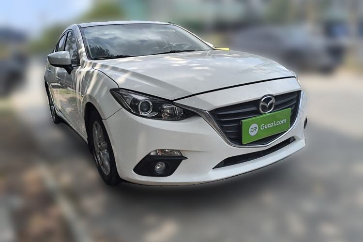 Used Mazda 3 Axela 2014 Sedan 1.5L Automatic Luxury Model
