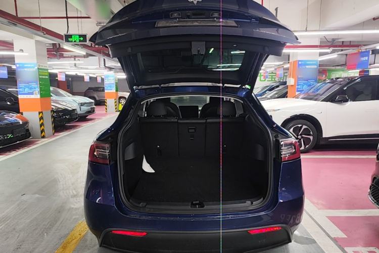 Used Tesla Model Y 2021 Long-Range All-Wheel-Drive Version