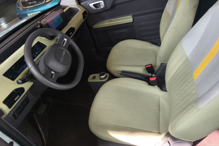 Used Geely Galaxy Panda 2023 Panda Mini 200km Endurance Bear
