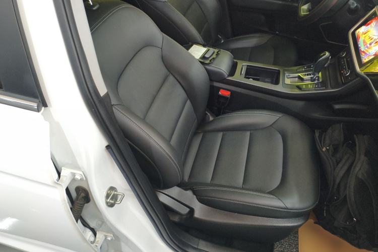 Used Geely Auto Emgrand GL 2021 UP 1.4T CVT Leading Edition
