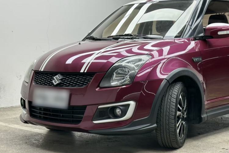 Used Suzuki Swift 2013 1.5L Automatic 20th Anniversary Limited Edition Exterior 6