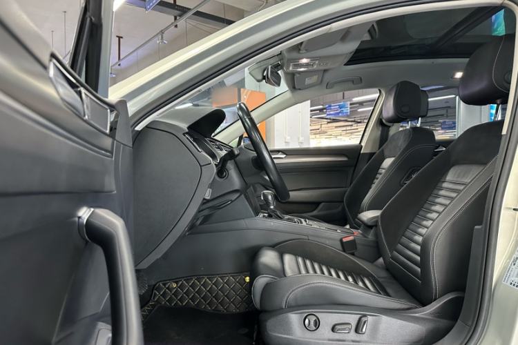 Used Volkswagen Magotan 2020 330TSI DSG Leading Model