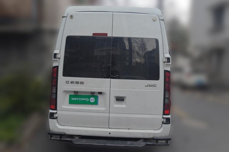 Used JMC Fushun 2022 2.0T Manual Multi-Function Passenger Vehicle Mid-Range High Roof 6-7 Seats