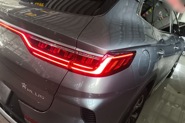 Used BYD Song PLUS New Energy 2021 DM-i 110KM Flagship PLUS Right Rear Taillight