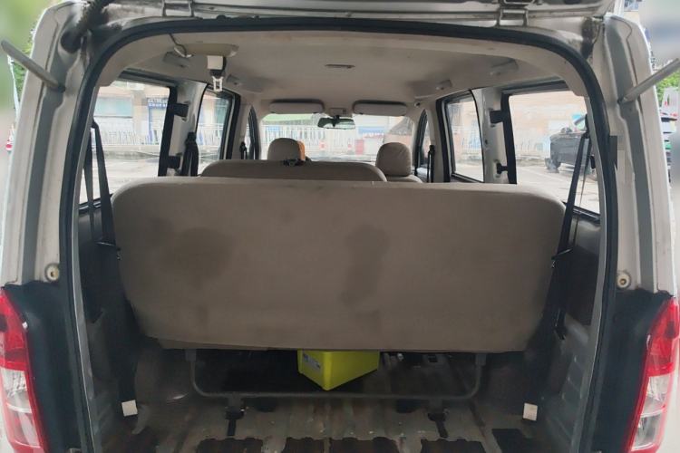Used Wuling Rongguang V 2015 1.5L Practical Version
