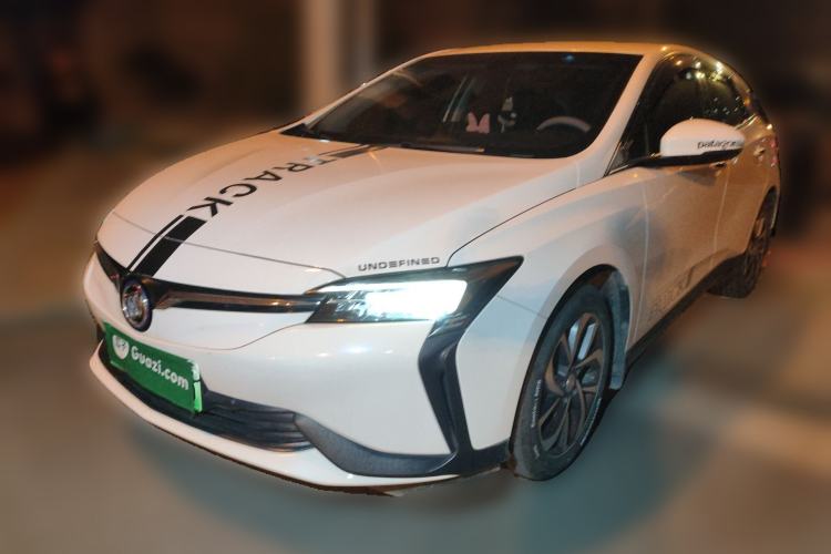 Used Buick Velite 6 2019 Connected Fashion Model