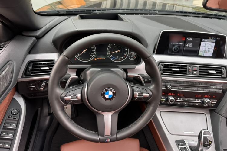 Used BMW 6 Series 2016 640i xDrive Convertible Coupé
