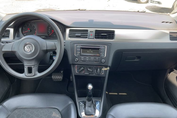 Used Volkswagen Santana 2015 1.6L Automatic Comfort Edition
