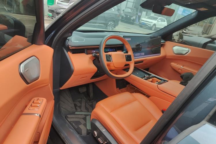 Used Lynk & Co 900 2025 2.0T Ultra