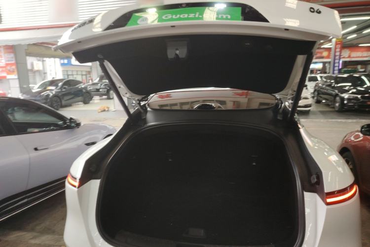 Used Avatr 06 2025 Ultra Pure Electric Edition