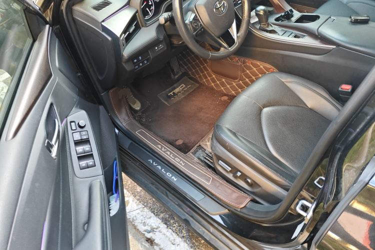 Used Toyota Avalon 2019 2.0L XLE Premium Edition China VI
