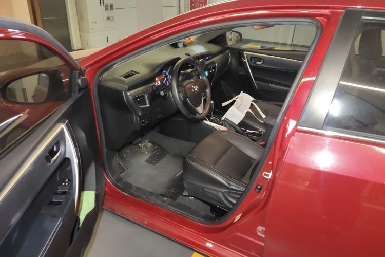 Used Toyota Corolla 2014 1.6L CVT GL-i Leather Edition