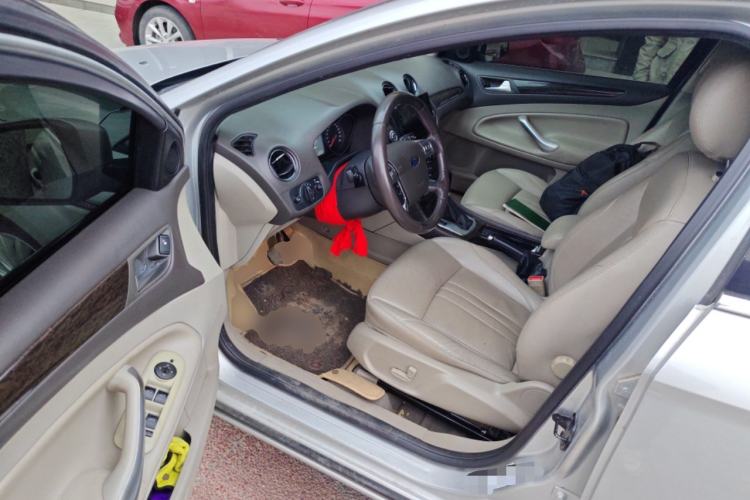 Used Ford Mondeo 2011 2.0L GTDi 200 Luxury Edition