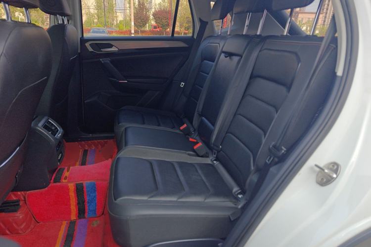 Used Volkswagen Tayron 2019 330TSI Two-Wheel Drive Luxury Model China VI Standard Left Rear Seat