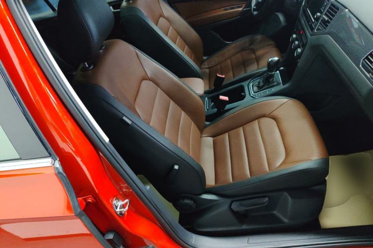 Used Volkswagen Golf Sportsvan 2016 280TSI Automatic Luxury Model
