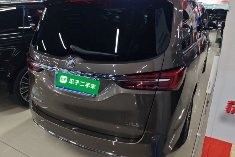 Used Buick GL8 2021 Land Cruiser Executive Class 652T Smart Luxury Model Rear Right 45 Deg