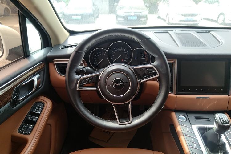 Used Zotye SR9 2017 2.0T Manual "Ultimate Road" Edition Steering Wheel