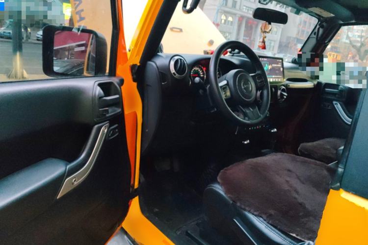 Used Jeep Wrangler 2012 3.6L Sahara two-door version