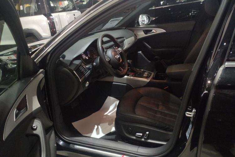 Used Audi A6L 2018 30th Anniversary Edition 45 TFSI quattro Sport model
