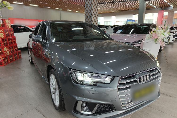 Used Audi A4L 2019 40 TFSI Fashion Edition China VI Emission Standard
