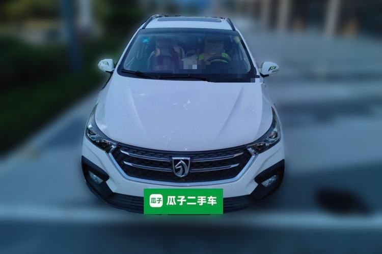 Used Baojun 310W 2018 1.5L Automatic Luxury Version China VI Emission Standard
