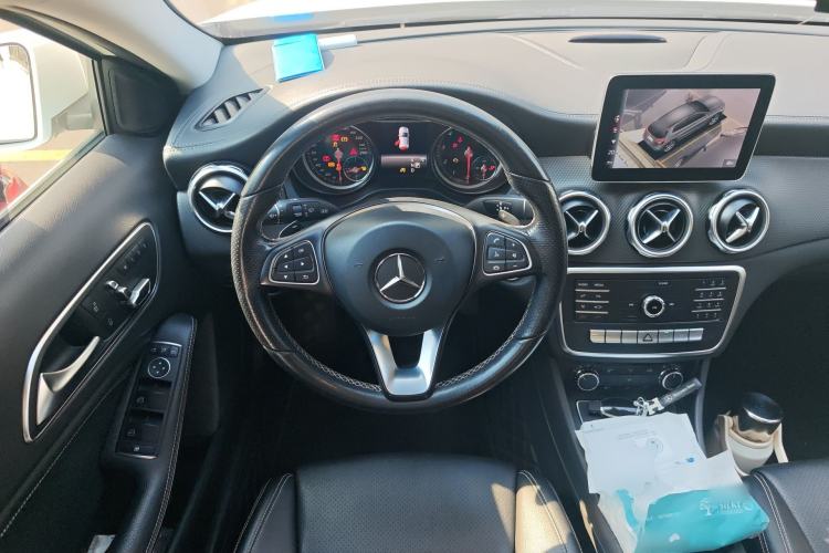 Used Mercedes-Benz GLA 2018 GLA 200 Fashion Model
