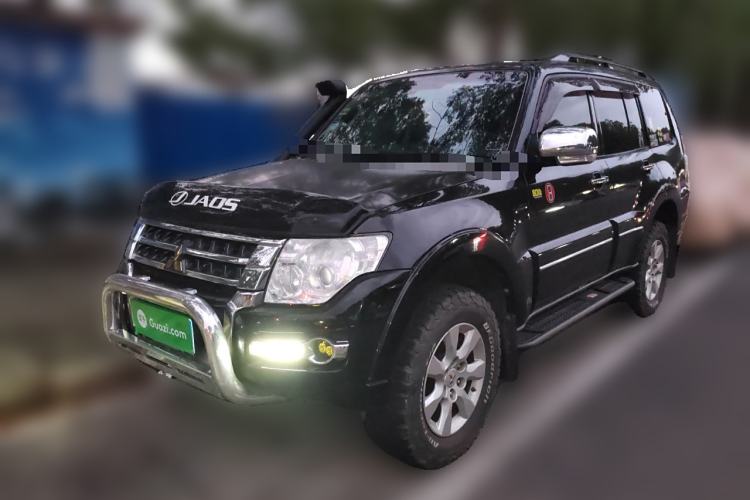 Used Mitsubishi Pajero 2016 3.0L Automatic Prestige Version China V Standard