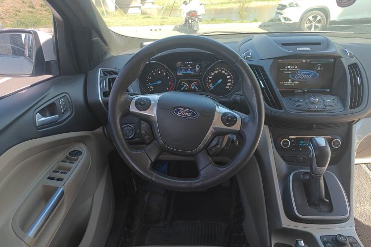 Used Ford Kuga 2013 1.6L GTDi 4x4 Elite Model Steering Wheel