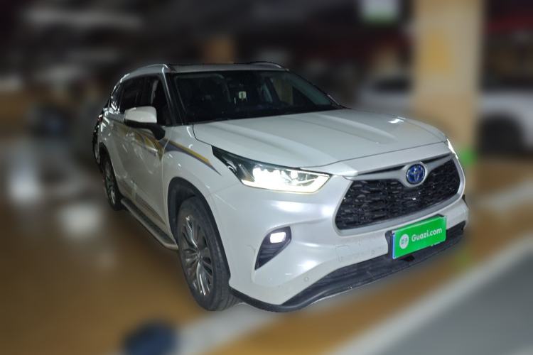 Used Toyota Highlander 2022 Dual-Engine 2.5L Two-Wheel Drive Prestige Edition 7-Seater Front Right 45 Deg