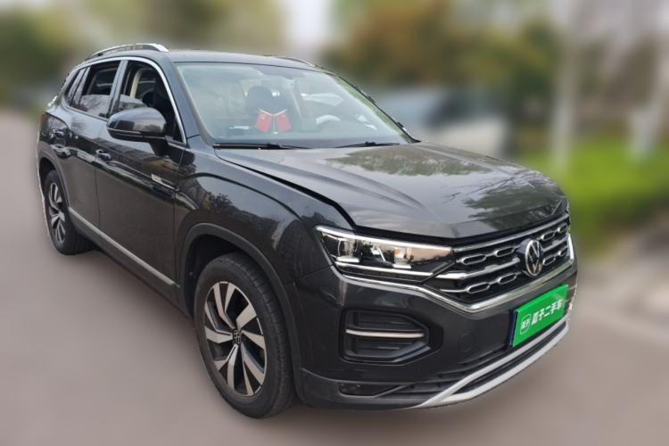 Used Volkswagen Tayron 2022 280TSI Two-Wheel Drive Luxury Smart Connectivity Version Front Right 45 Deg