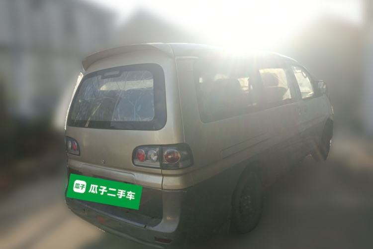 Used FORTHING Lingzhi 2015 M5 Q7 2.0L 7-seat Long-Wheelbase Comfort Model
