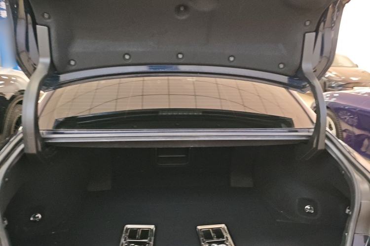 Used Lexus ES 2020 200 Excellence Edition Trunk