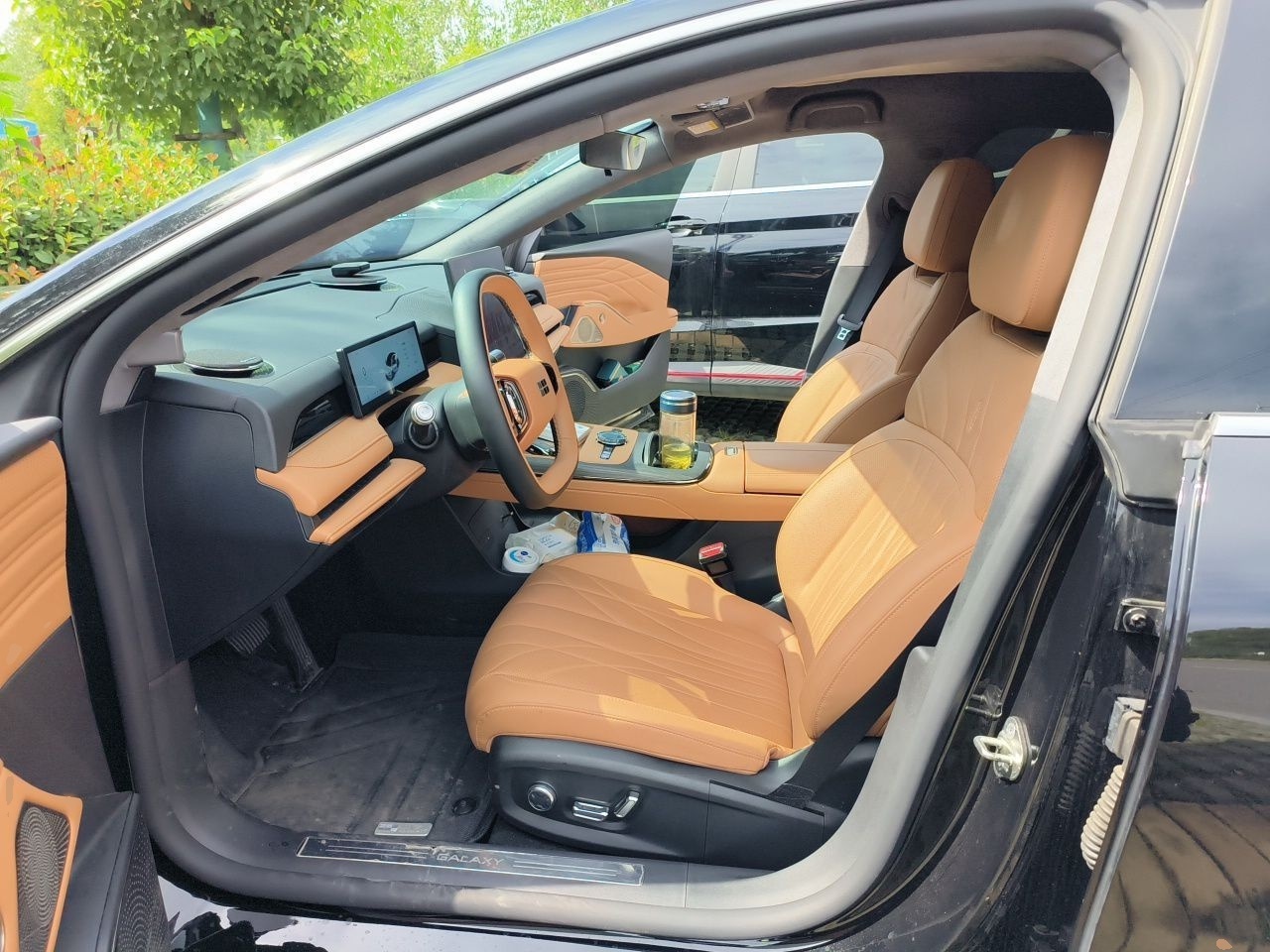 Geely Galaxy 8 2025 130km EM-P Exploration Edition — снимка 14