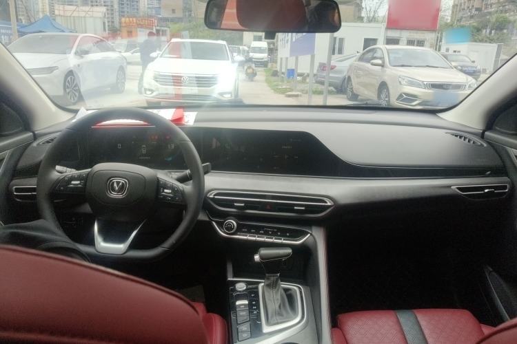 Used CHANGAN Eado 2021 PLUS Blue Whale NE 1.4T GDI DCT Prestige Model
