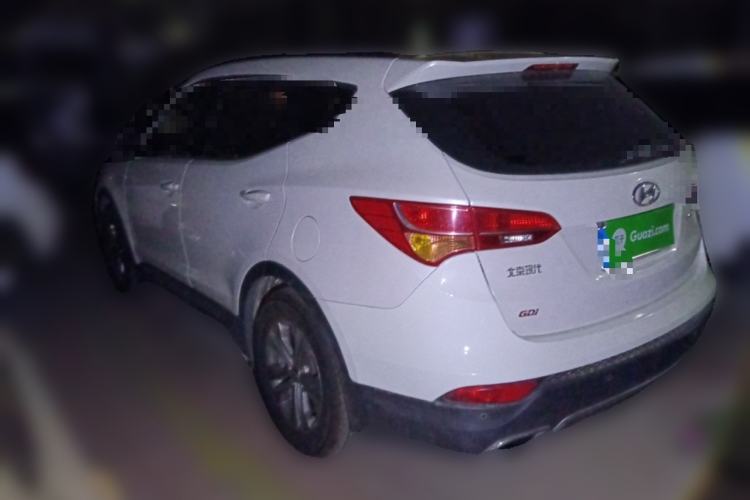 Used Hyundai Santa Fe 2013 2.4L Manual Two-Wheel Drive Comfort Version Rear Left 45 Deg