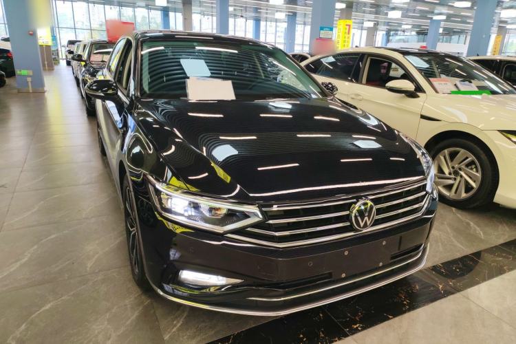 Used Volkswagen Magotan 2020 330TSI DSG Leading Model Exterior 1