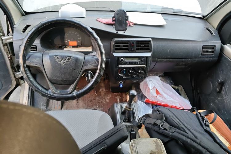 Used Wuling Rongguang 2011 1.2L Base Version