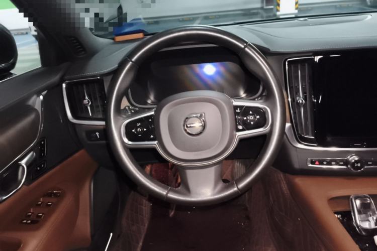 Used Volvo S90 2022 B5 Zhiyuan Luxury Edition