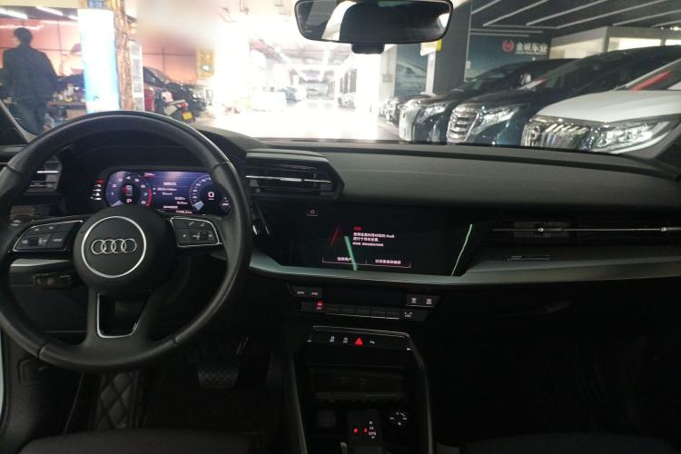 Used Audi A3 2021 A3L Limousine 35 TFSI Fashionable and Elegant Model Center Console