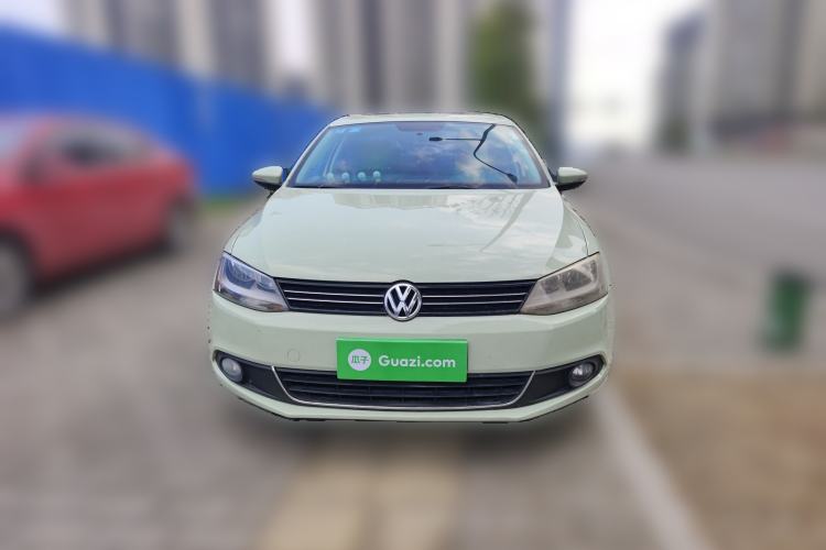 Used Volkswagen Sagitar 2014 1.6L Automatic Comfort Model Front