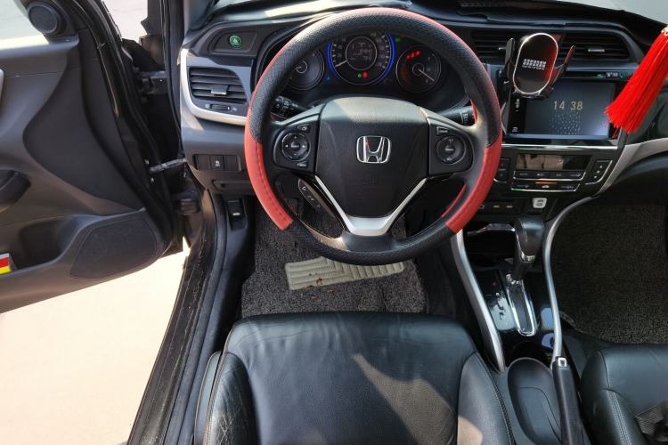 Used Honda Crider 2013 1.8L automatic flagship version