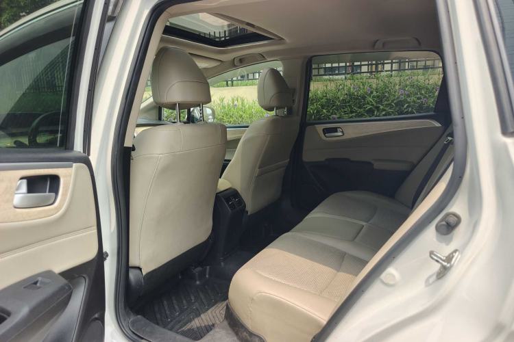 Used Honda Jade 2016 1.8L Automatic Comfort Elite Version 5 Seats Interior 3