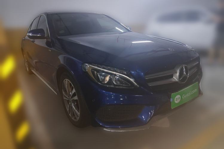 Used Mercedes-Benz C-Class 2017 Facelift C 200 L Front Right 45 Deg